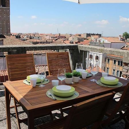 Apartment With Terrace In Chioggia'S Main Square Exteriér fotografie