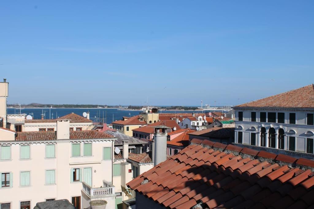 Apartment With Terrace In Chioggia'S Main Square Exteriér fotografie