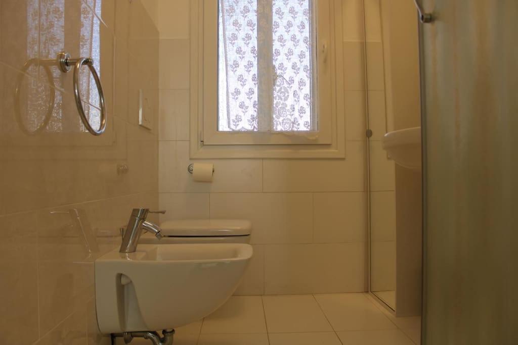 Apartment With Terrace In Chioggia'S Main Square Exteriér fotografie